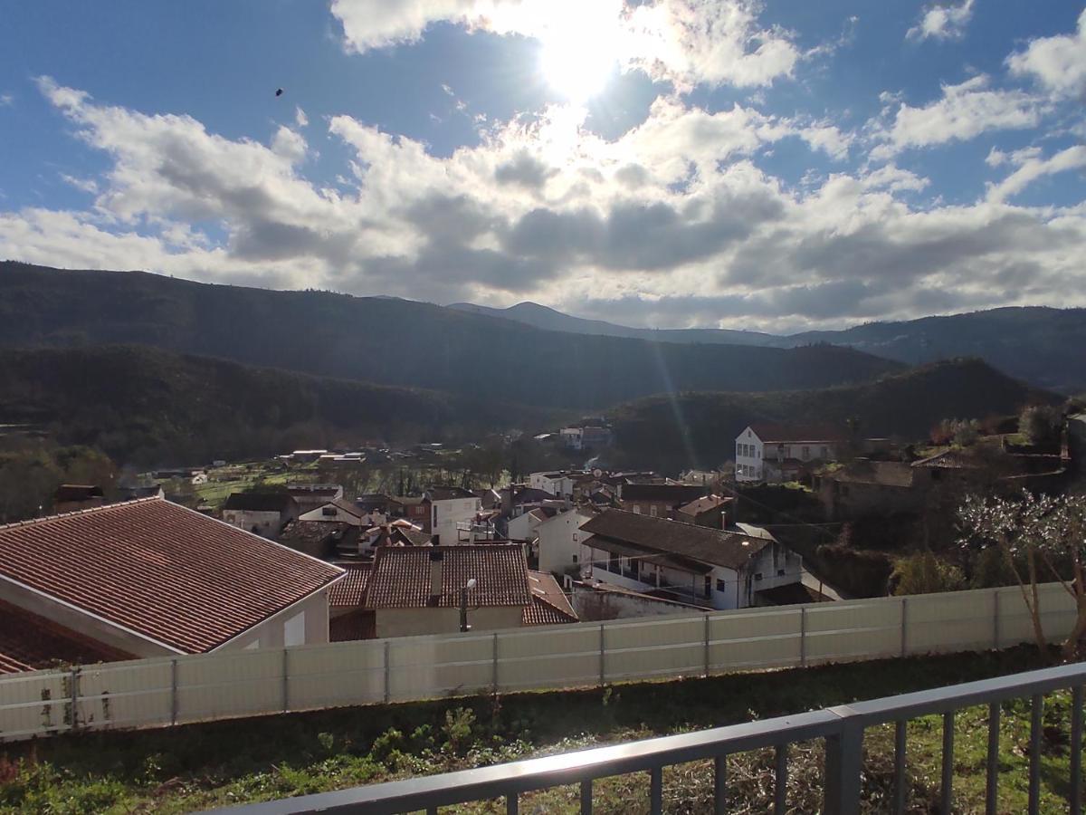 Olhar Sobre O Alva - Turismo Rural E Sabores Sao Sebastiao da Feira エクステリア 写真